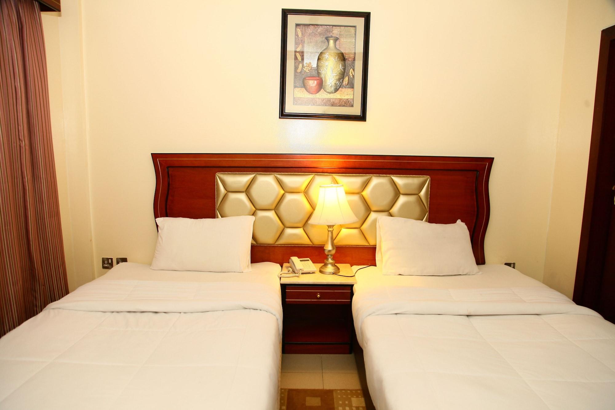 Saffron Hotel Dubai Bagian luar foto