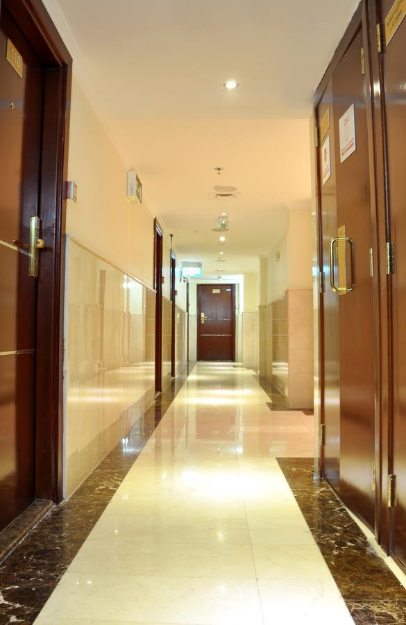 Saffron Hotel Dubai Bagian luar foto