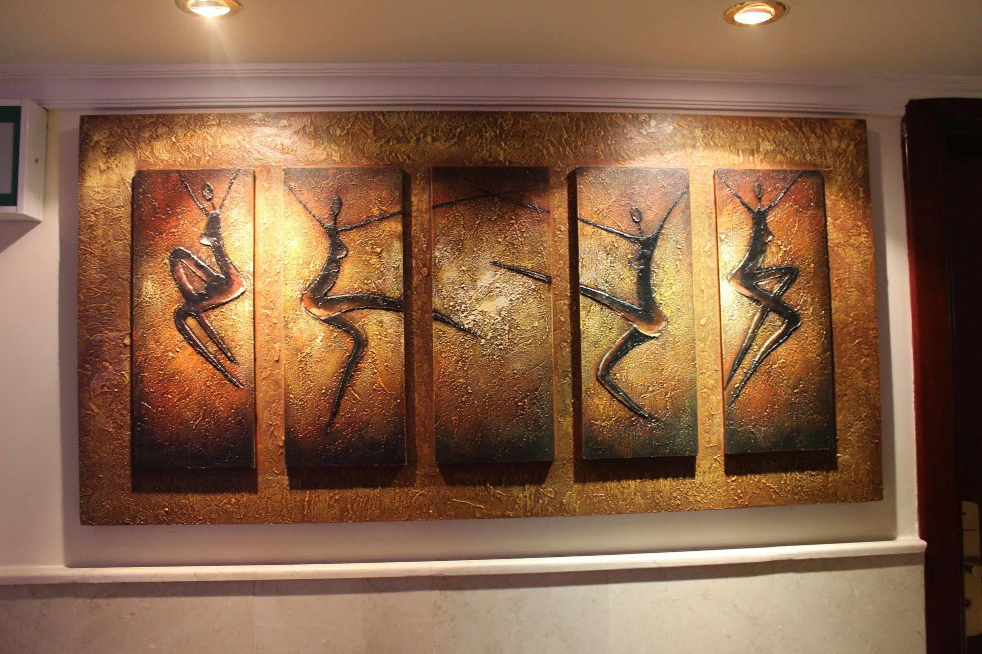 Saffron Hotel Dubai Bagian luar foto